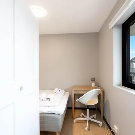 Apartament Dinbnb Homes 5 Bedroom Family House - Free Parking Kristiansand
