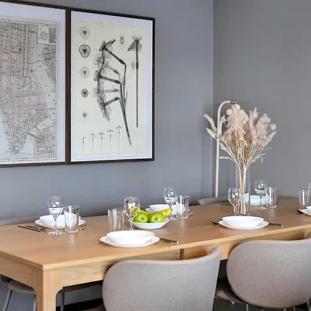 Dinbnb Homes 5 Bedroom Family House - Free Parking Apartment