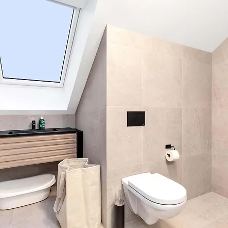 Dinbnb Homes 5 Bedroom Family House - Free Parking Kristiansand